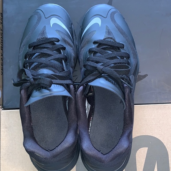 Nike basketball shoes - Picture 7 of 8